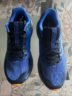 NEW unisex Sz (M)8.5  10 (W) Dynasoft Nitrel v5 Trail Running tennis Shoes